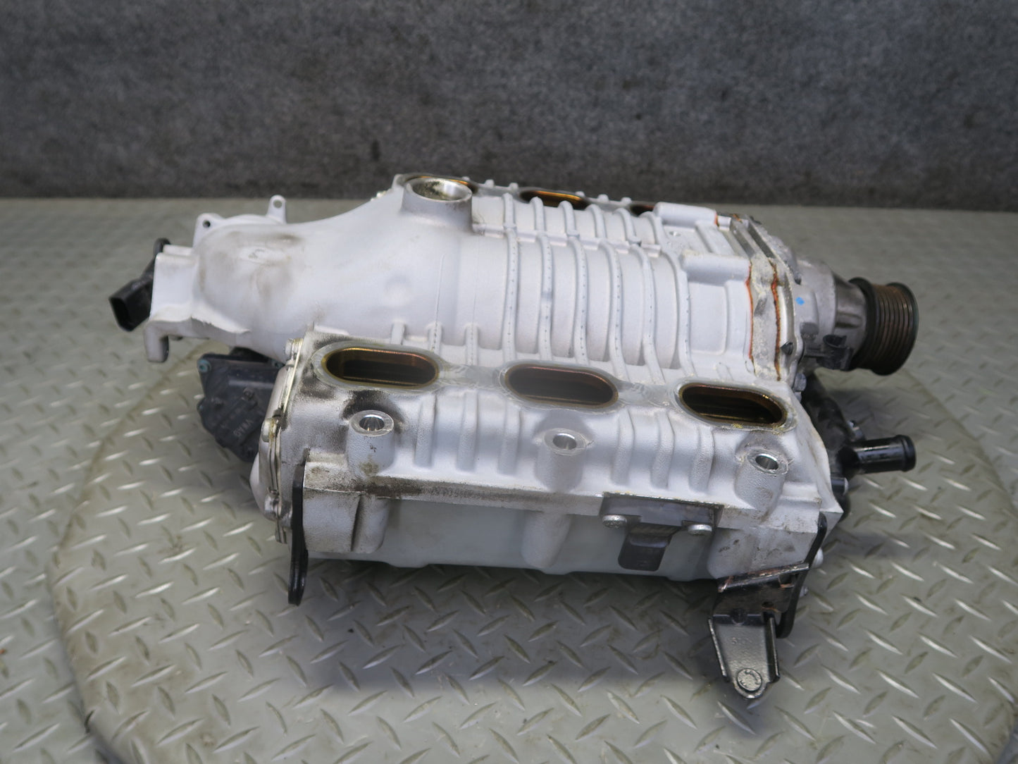 2015-2018 Porsche Cayenne 958 Hybrid 3.0L Supercharger Assembly 06E145621E