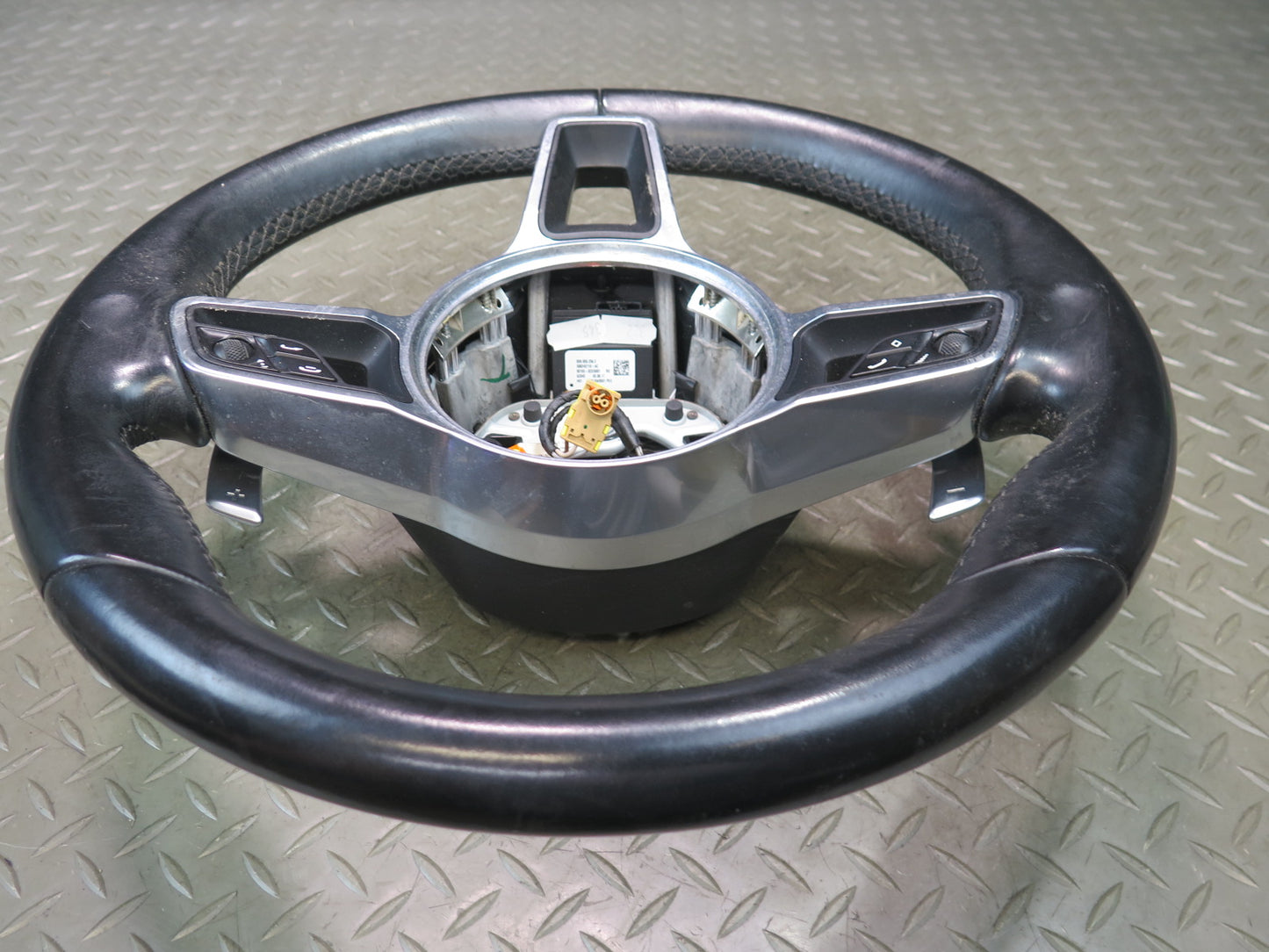 2015-2018 Porsche Macan 3-SPOKE Leather Steering W/ Controls & Paddles
