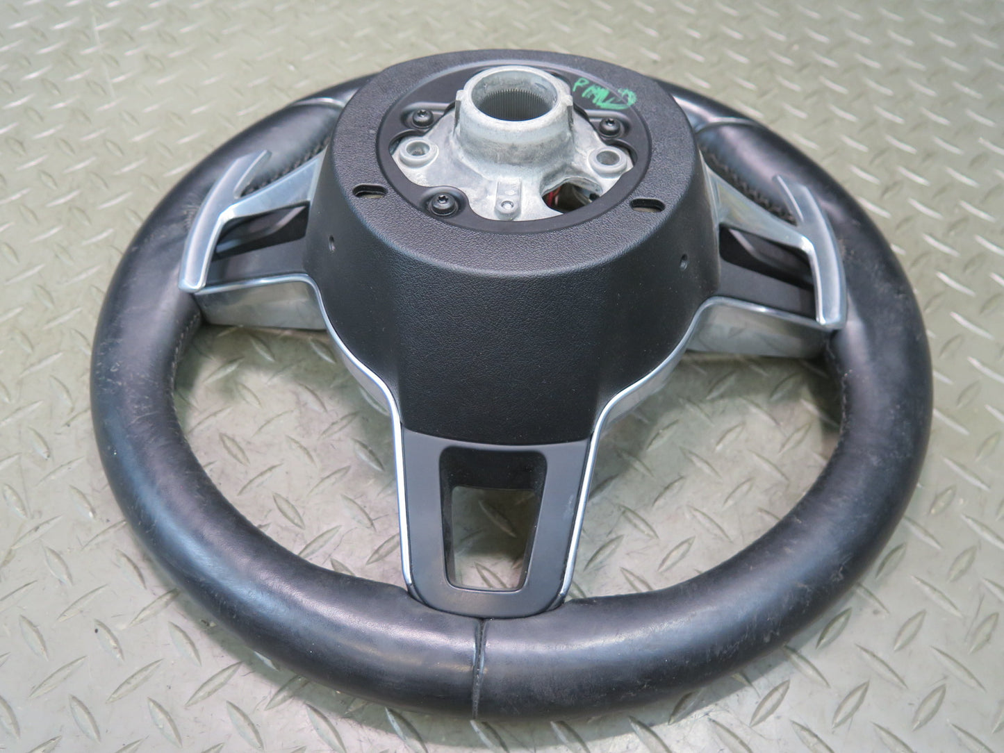 2015-2018 Porsche Macan 3-SPOKE Leather Steering W/ Controls & Paddles