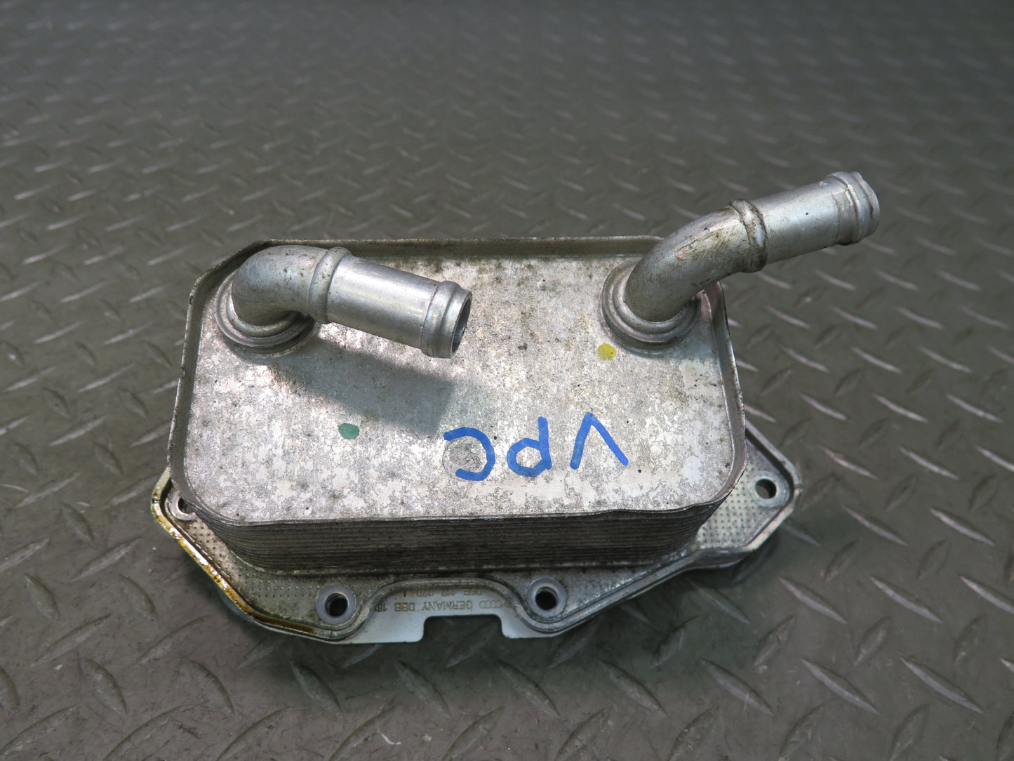 2015-2018 Porsche Cayenne 958 Hybrid Engine Motor Oil Cooler Heat Exchanger