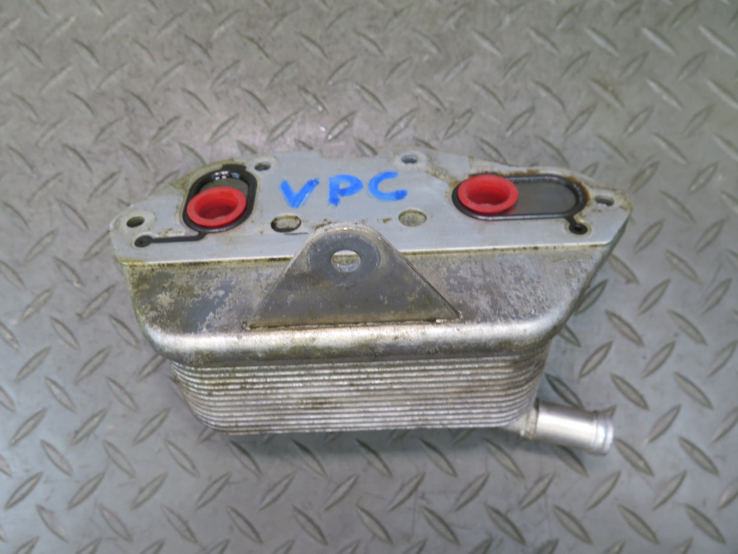 2015-2018 Porsche Cayenne 958 Hybrid Engine Motor Oil Cooler Heat Exchanger
