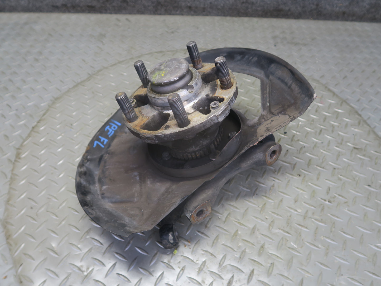 1987 Porsche 928 S4 Front Left Spindle Knuckle Wheel Hub Bearing