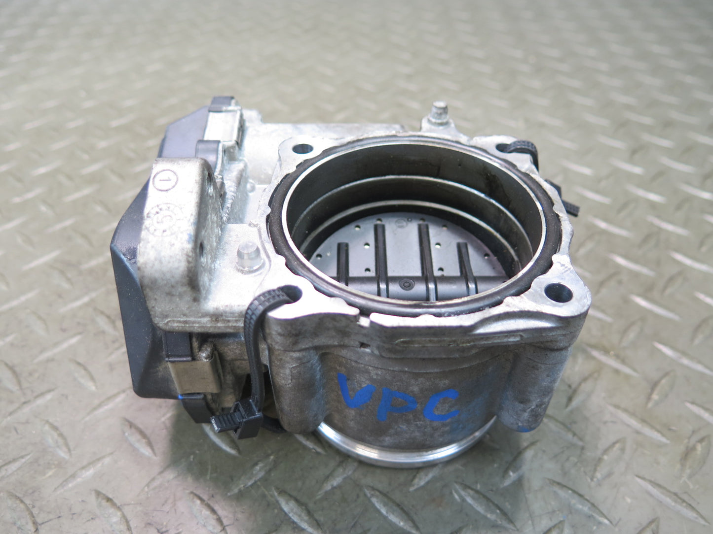 2015-2018 Porsche Cayenne 958 Hybrid Engine Motor Throttle Body 06E133062H