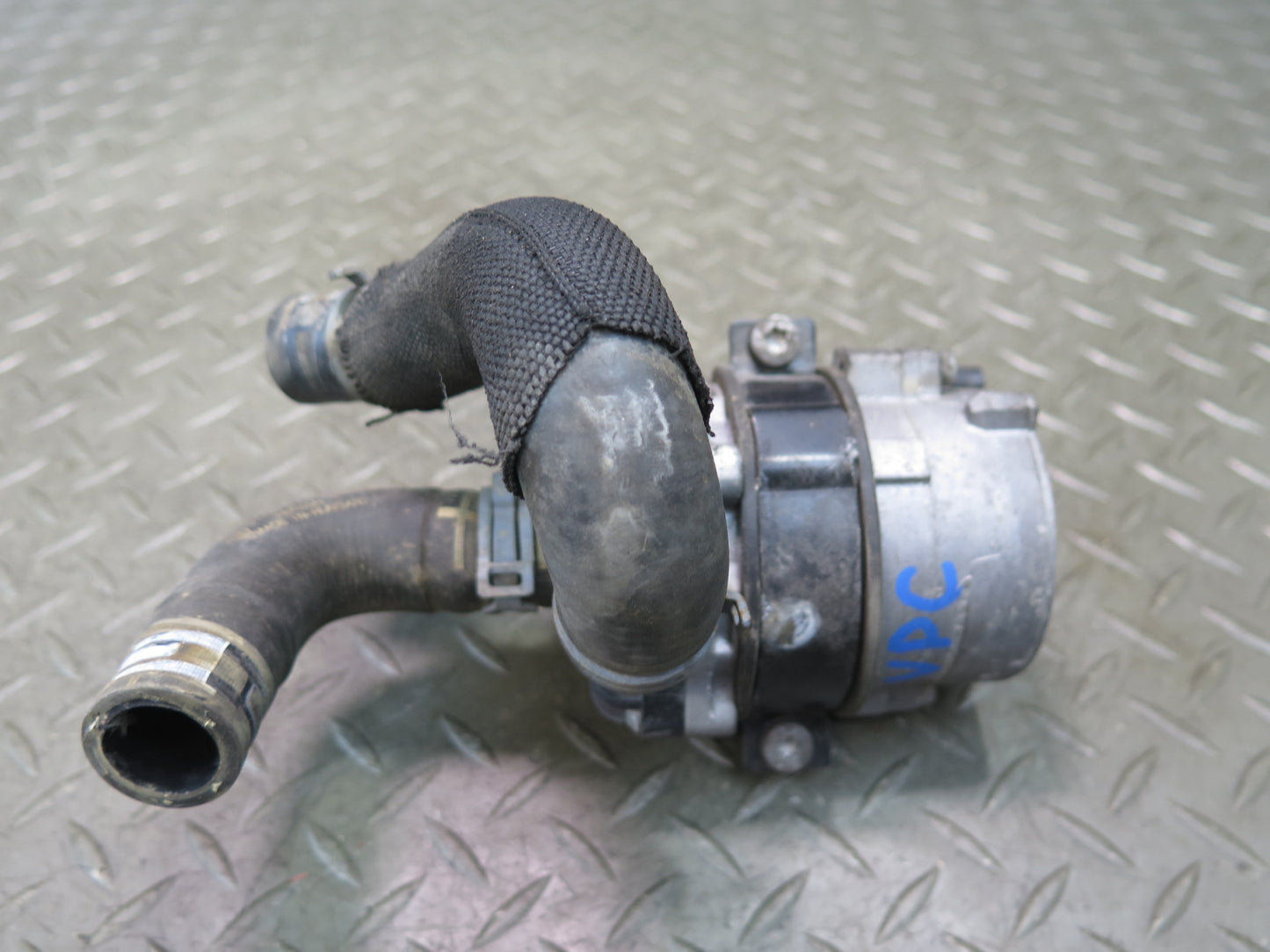 2015-2018 Porsche Cayenne 958 Hybrid Auxiliary AUX Coolant Water Pump 7P0965567