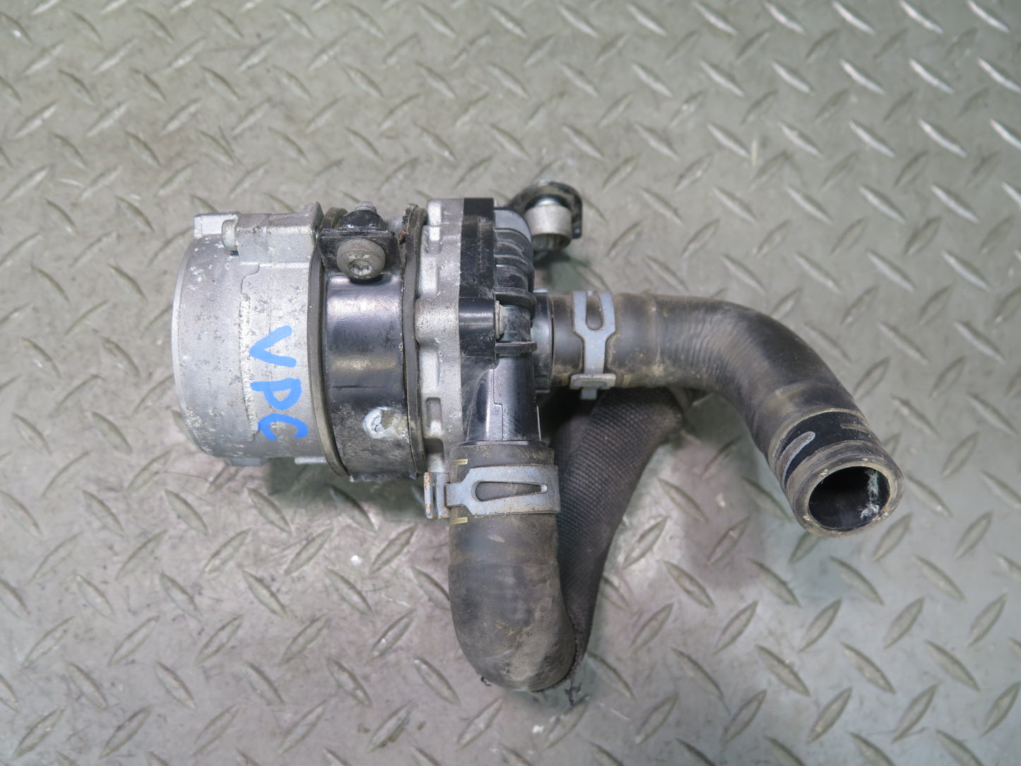 2015-2018 Porsche Cayenne 958 Hybrid Auxiliary AUX Coolant Water Pump 7P0965567