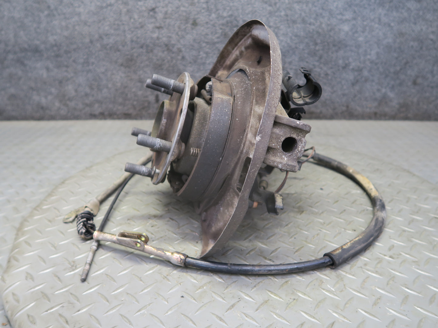 1987 Porsche 928 S4 Rear Right Spindle Knuckle Wheel Hub Bearing