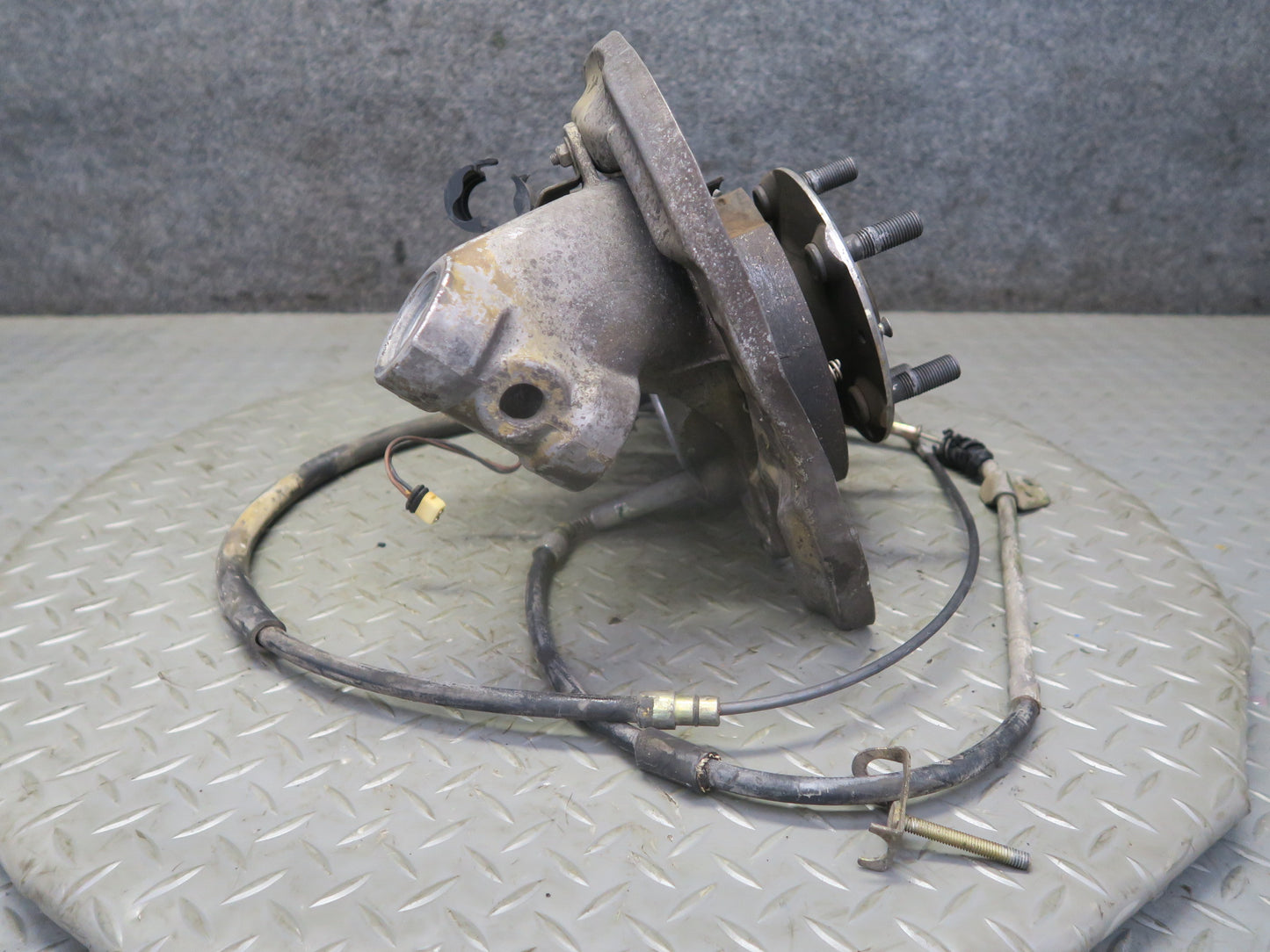 1987 Porsche 928 S4 Rear Right Spindle Knuckle Wheel Hub Bearing