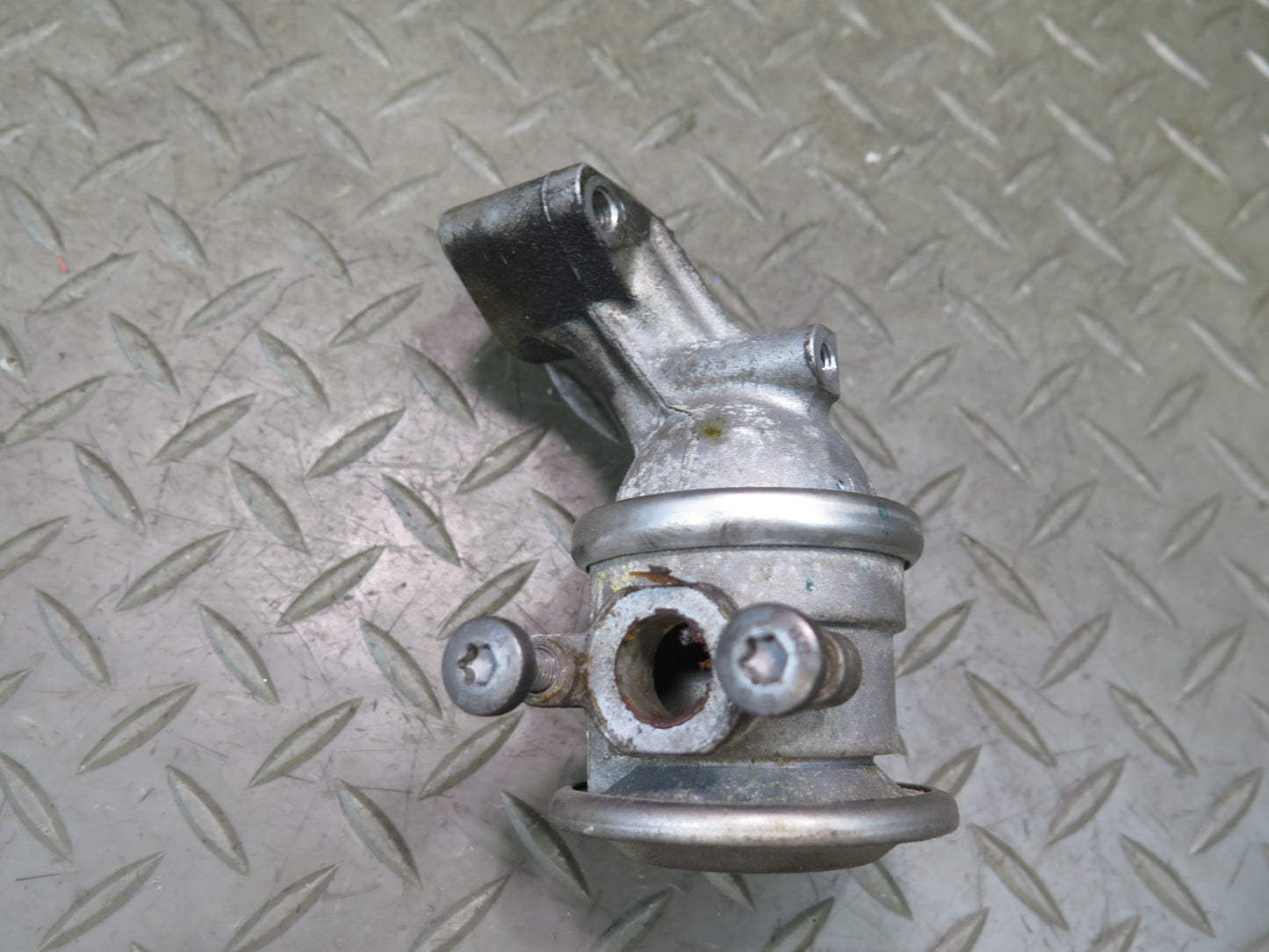 2015-2018 Porsche Cayenne 958 Hybrid Engine Emission EGR Valve Set of 2