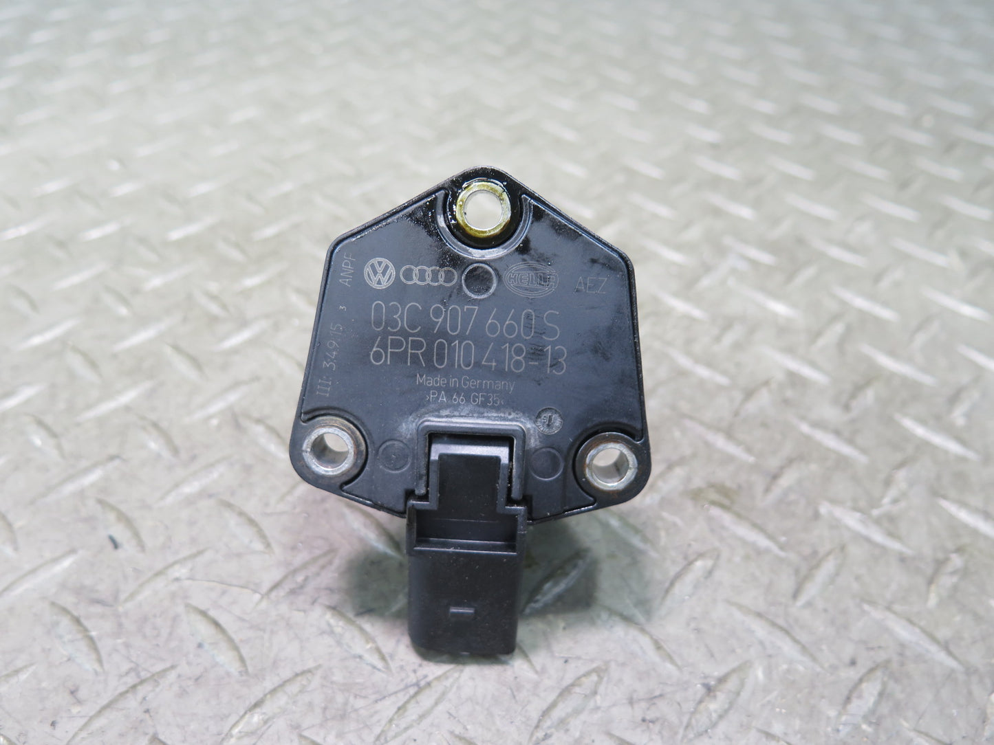 2015-2018 Porsche Cayenne 958 Hybrid Engine Motor Oil Level Sensor 03C907660S