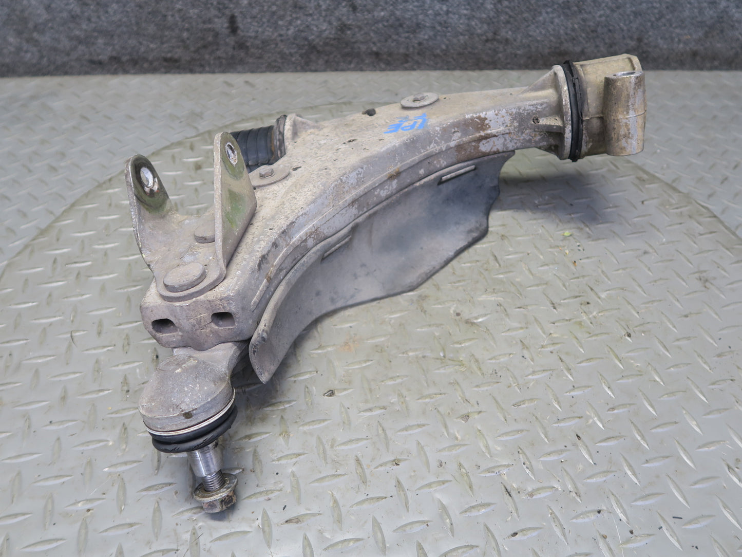 1987-1991 Porsche 928 S4 Front Right Side Upper & Lower Control Arm Set of 2