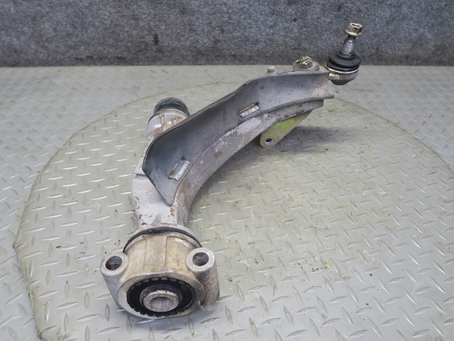 1987-1991 Porsche 928 S4 Front Right Side Upper & Lower Control Arm Set of 2