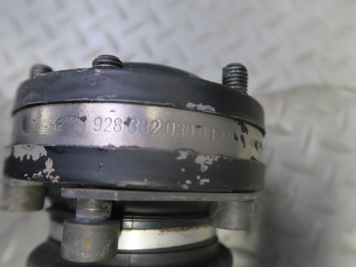 1987 Porsche 928 S4 A/T Rear Right Axle Suspension Shaft 92833203008