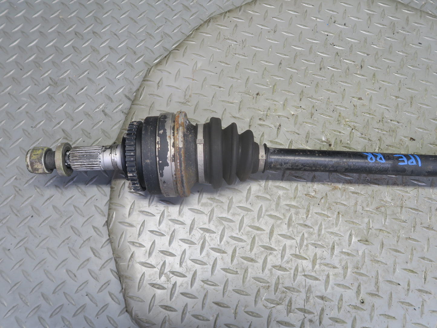 1987 Porsche 928 S4 A/T Rear Right Axle Suspension Shaft 92833203008