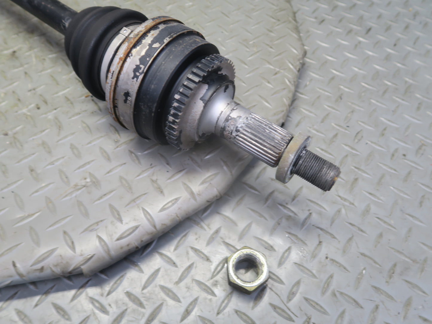 1987 Porsche 928 S4 A/T Rear Right Axle Suspension Shaft 92833203008