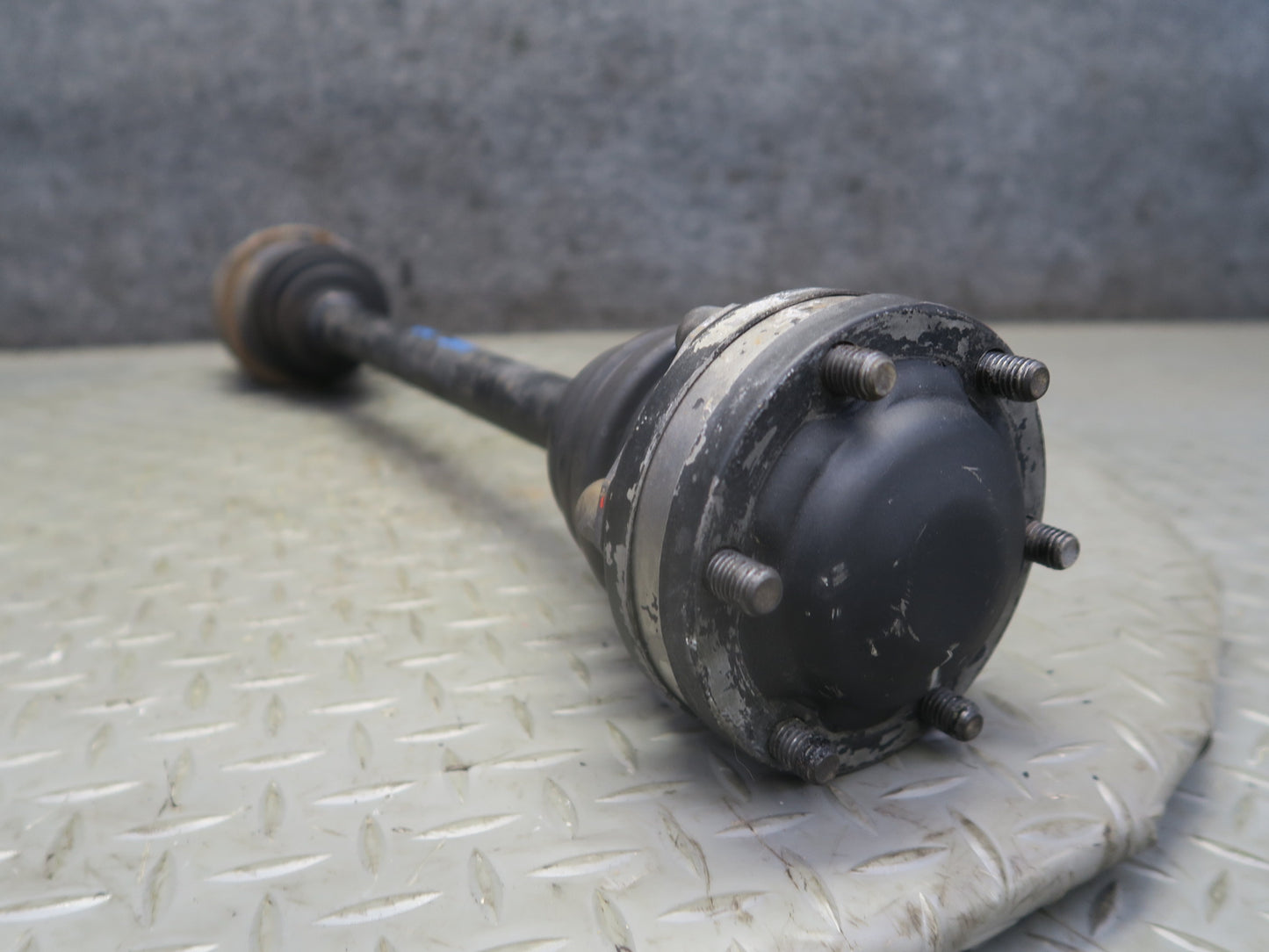 1987 Porsche 928 S4 A/T Rear Right Axle Suspension Shaft 92833203008