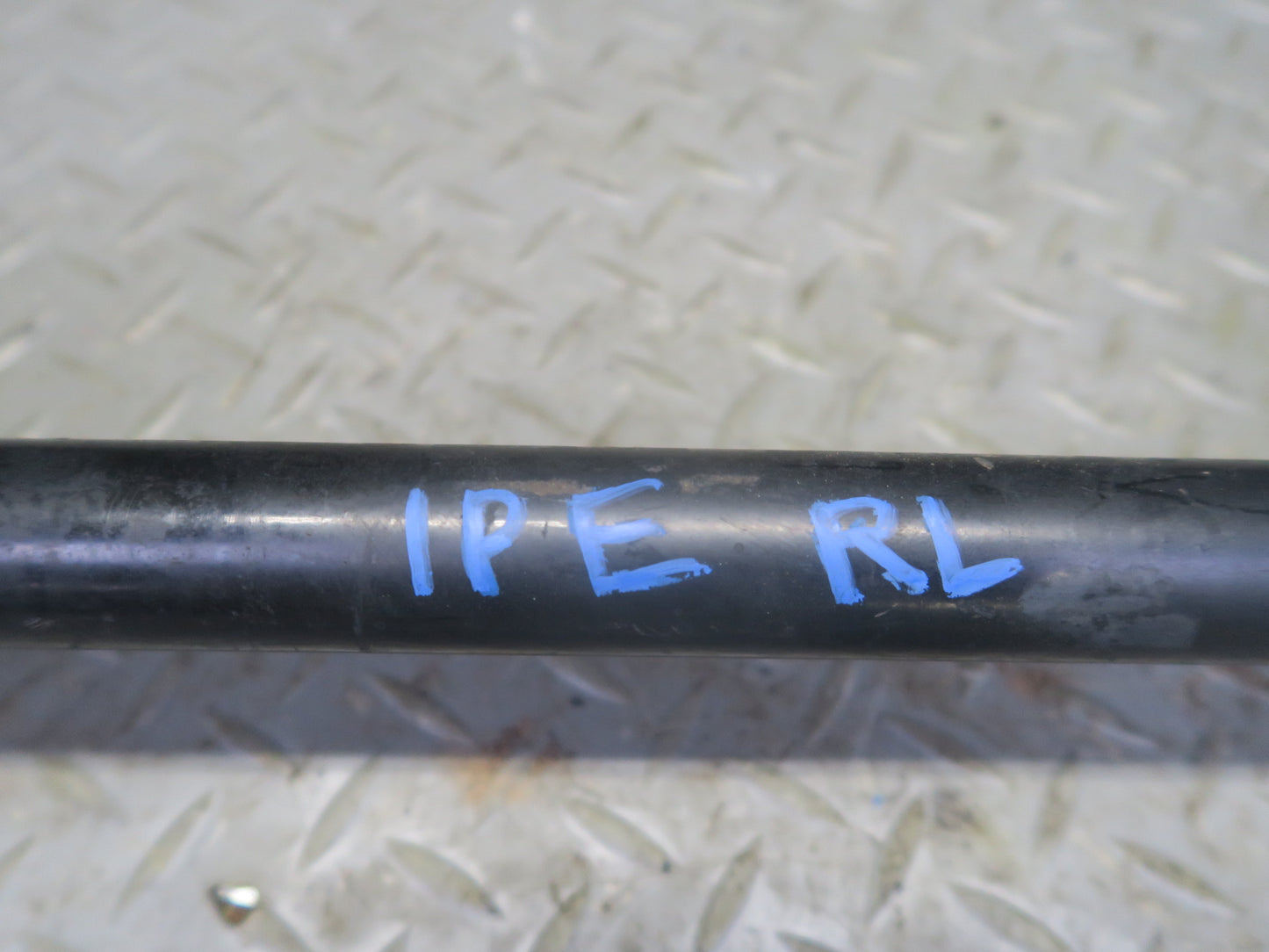 1987 Porsche 928 S-4 A/T Rear Left Axle Suspension Shaft 92833202920