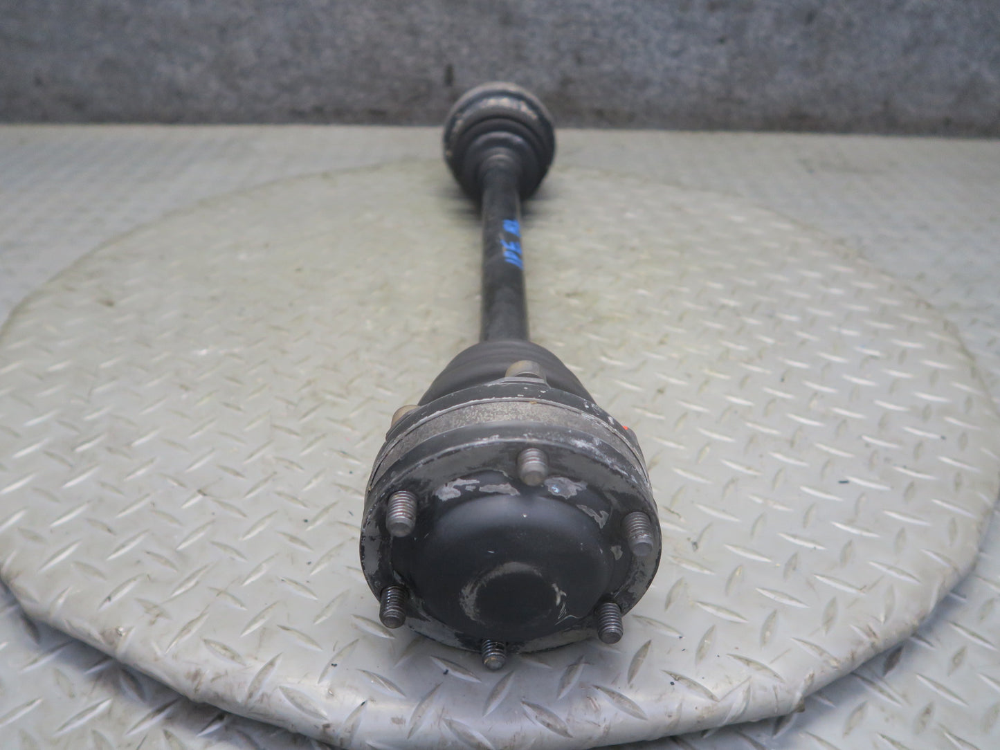 1987 Porsche 928 S-4 A/T Rear Left Axle Suspension Shaft 92833202920