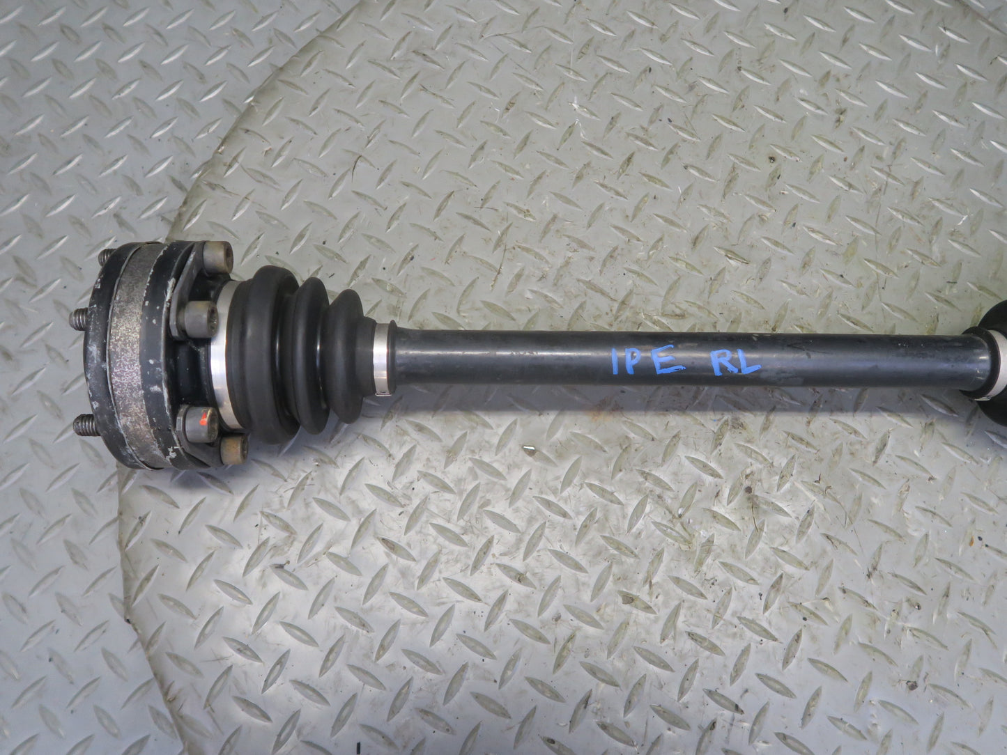 1987 Porsche 928 S-4 A/T Rear Left Axle Suspension Shaft 92833202920