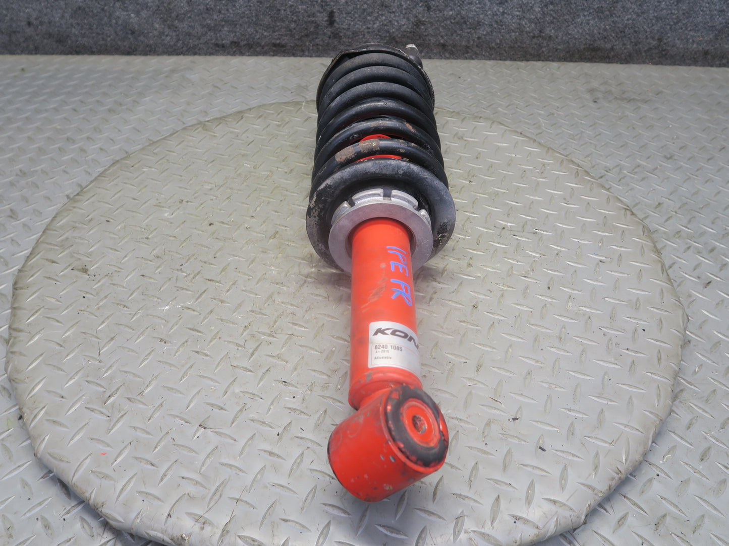 1987-1995 Porsche 928 S4 Front Right Side Strut Shock Absorber W/ Spring Koni