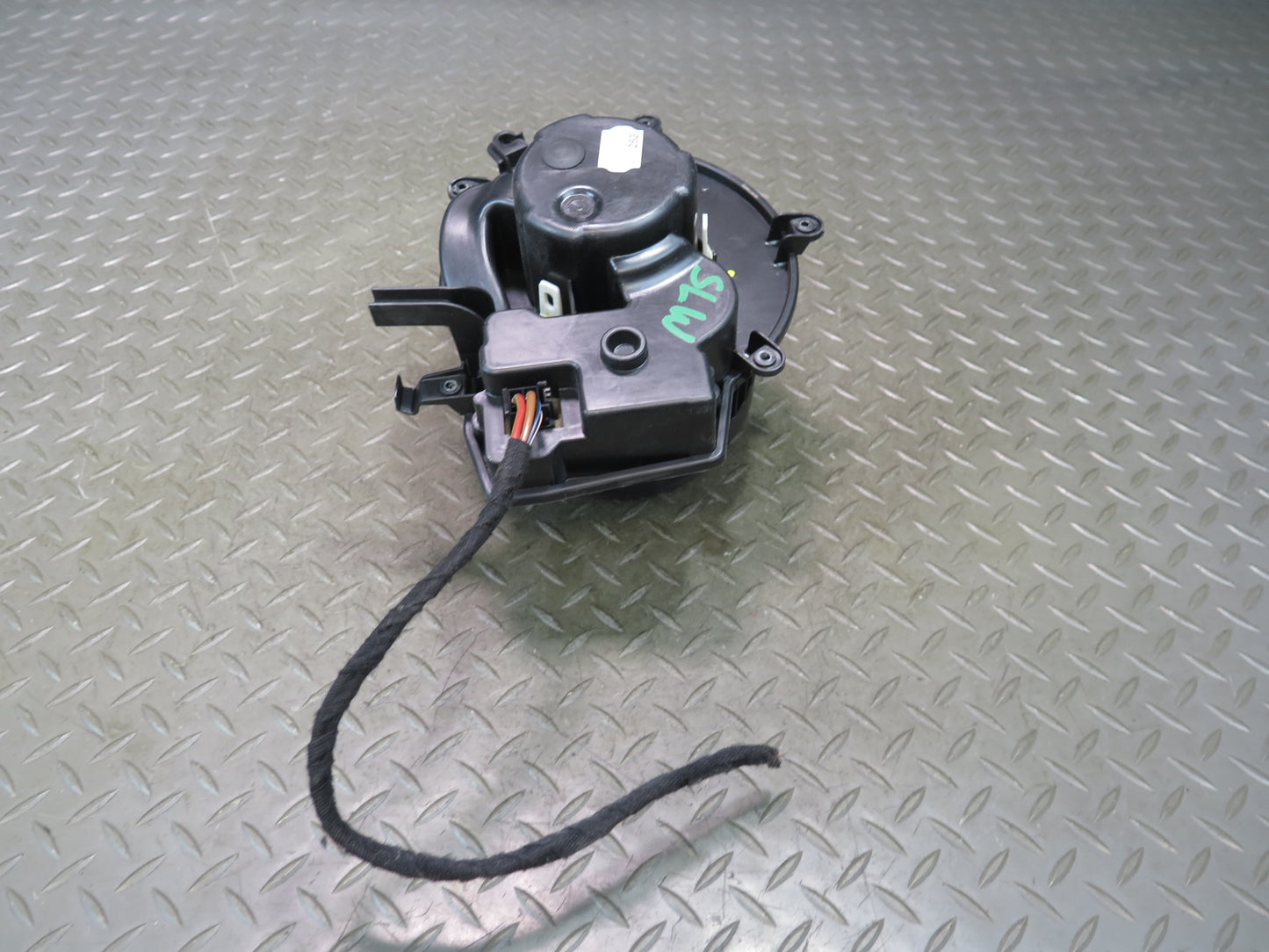 03-12 Mercedes R230 Sl-class A/C Air Heater Blower Motor Fan w Resistor OEM