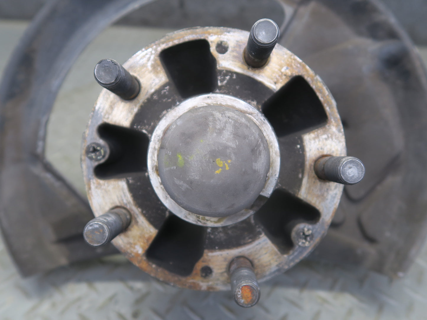 1987 Porsche 928 S4 Front Right Spindle Knuckle Wheel Hub Bearing 59K Miles