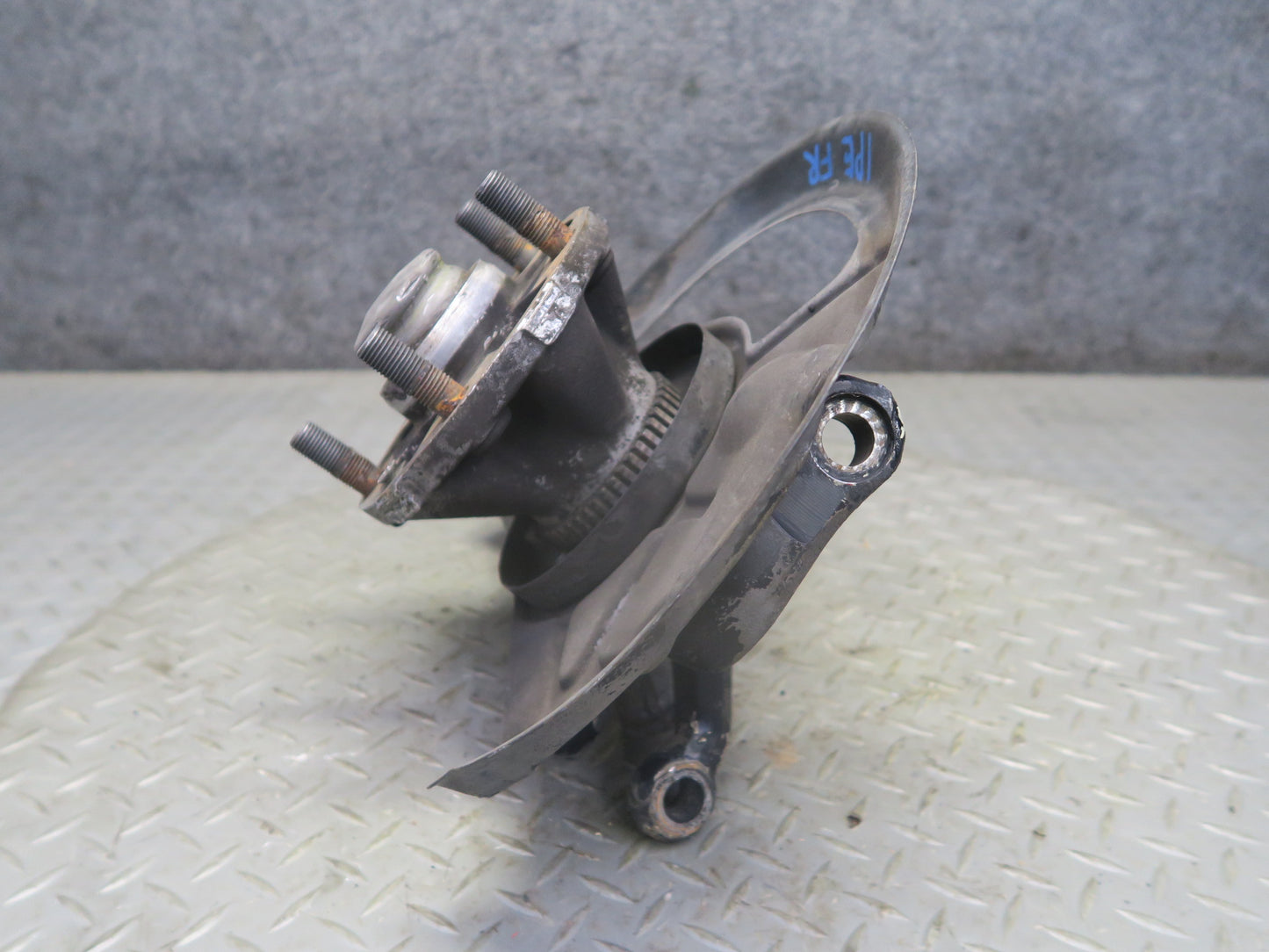 1987 Porsche 928 S4 Front Right Spindle Knuckle Wheel Hub Bearing 59K Miles