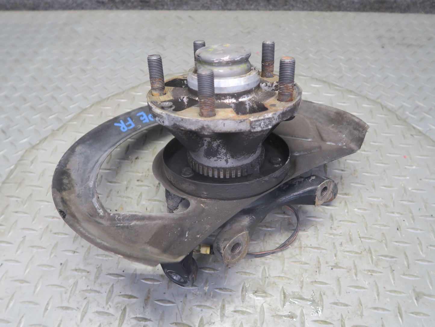 1987 Porsche 928 S4 Front Right Spindle Knuckle Wheel Hub Bearing 59K Miles