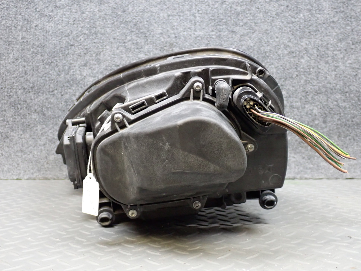 2015-2018 Porsche Cayenne 958 Front Right LED Headlight Lamp w Ballast