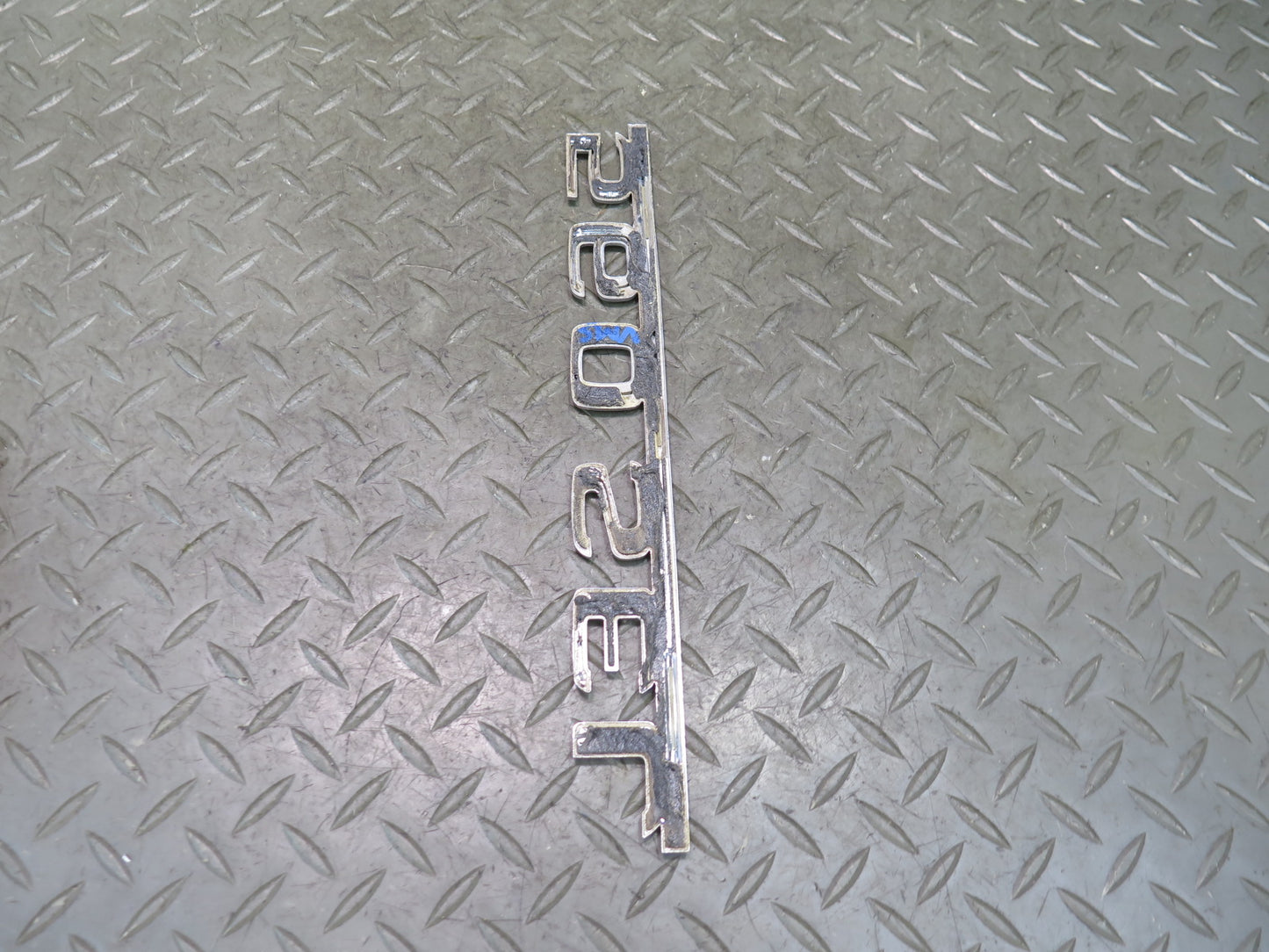 86-91 Mercedes W126 560SEL Rear Trunk Lid Emblem Logo Badge Symbol OEM