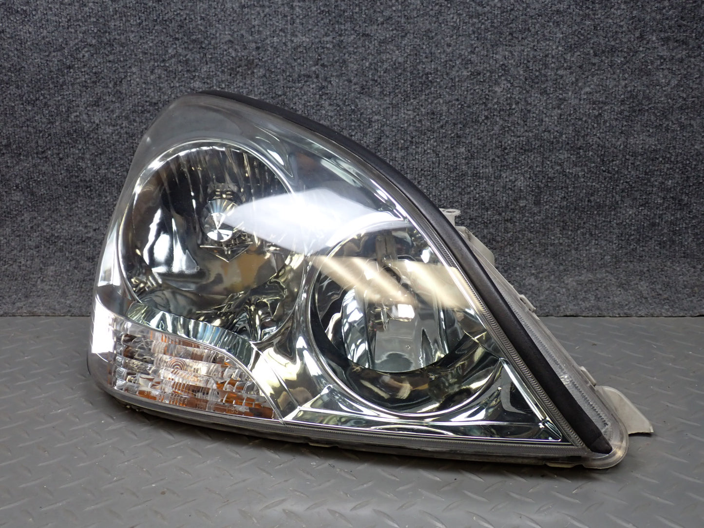 01-03 Lexus UCF30L LS430 Front Right Xenon HID Headlight Lamp OEM