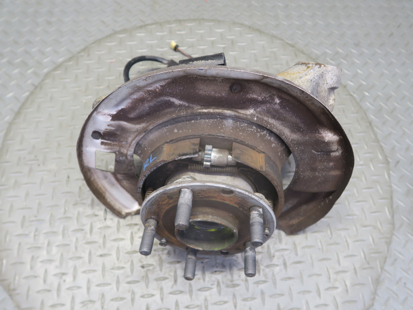 1987 Porsche 928 S4 Rear Left Spindle Knuckle Wheel Hub Bearing 59K Miles