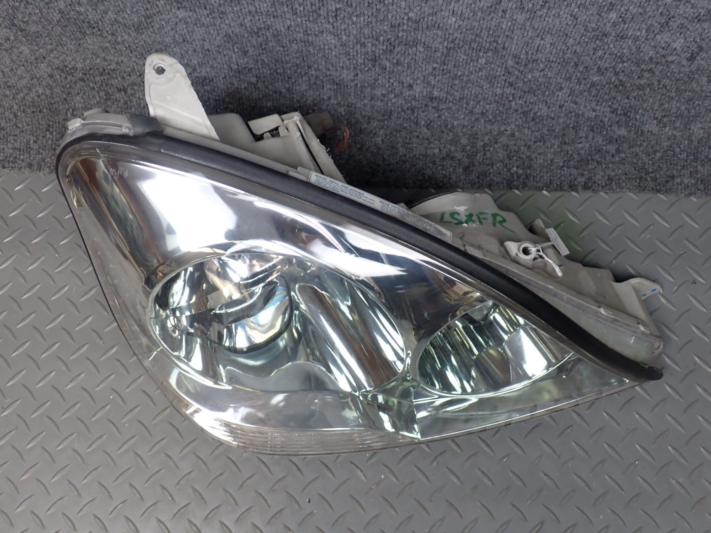 01-03 Lexus UCF30L LS430 Front Right Xenon HID Headlight Lamp OEM