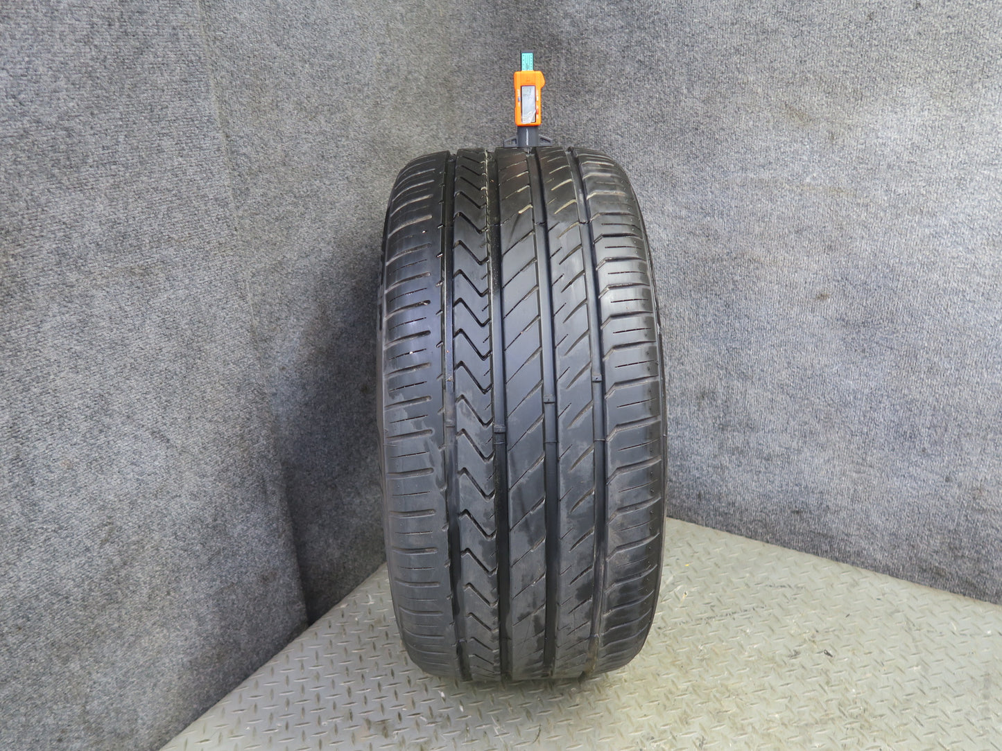 Set of 2 Lexani Lx-twenty A/S Tire 275/35 ZR20 102W XL 1625 9/32 Tread