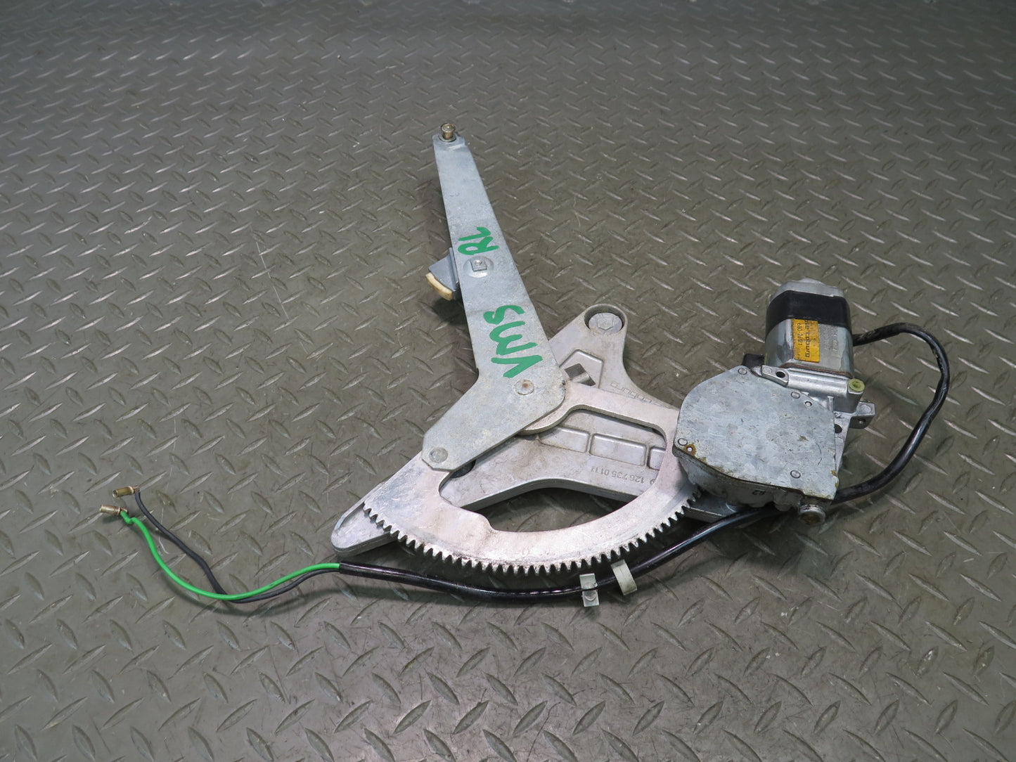 86-91 Mercedes W126 560SEL Sedan Rear Left Door Window Regulator w Motor OEM