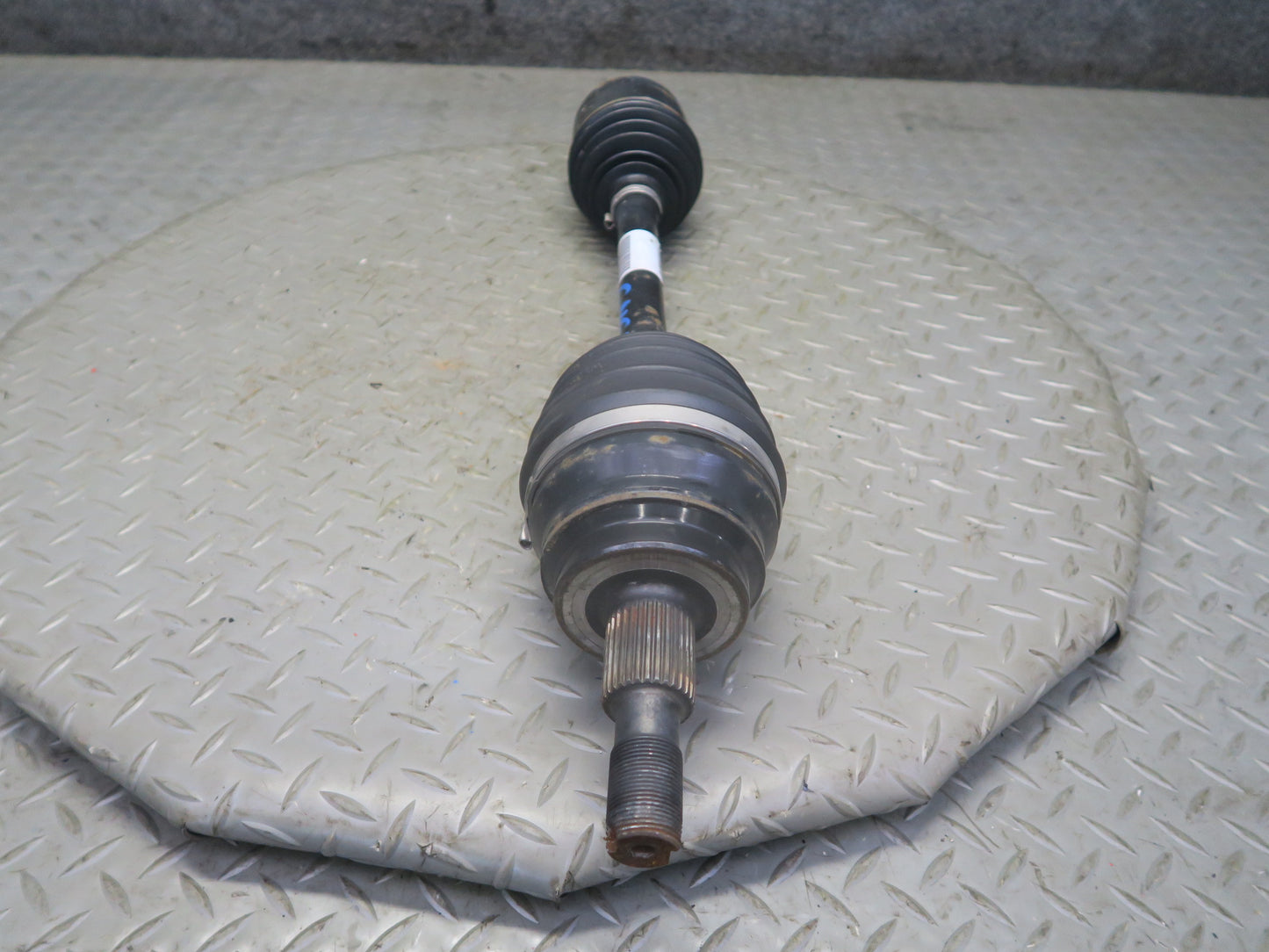 2017-2019 Mercedes X166 GLS450 Front Left Driver Side Axle Shaft Halfshaft