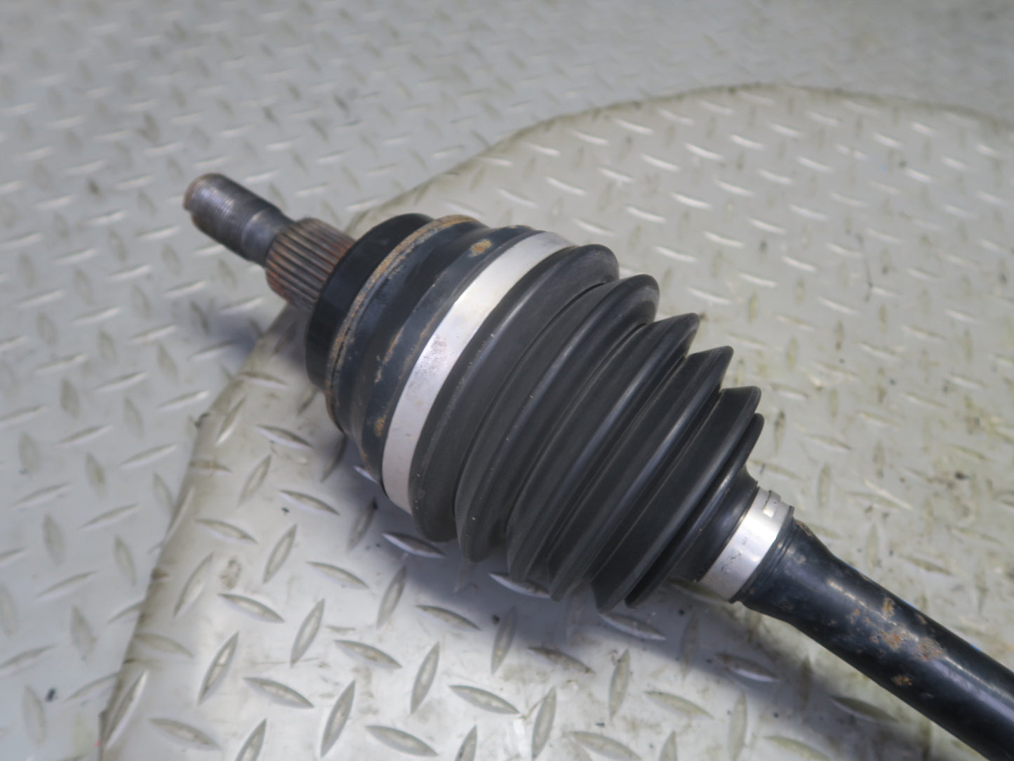 2017-2019 Mercedes X166 GLS450 Front Left Driver Side Axle Shaft Halfshaft