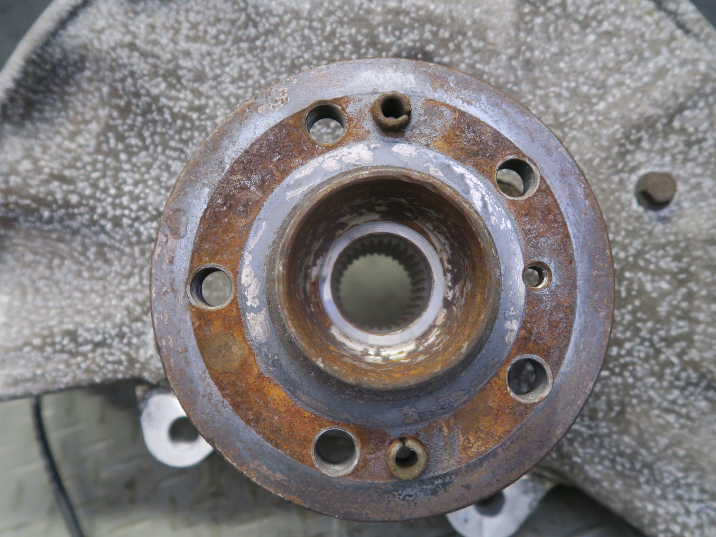 2013-2019 Mercedes X166 GLS450 Front Right Pass Side Spindle Knuckle Wheel Hub