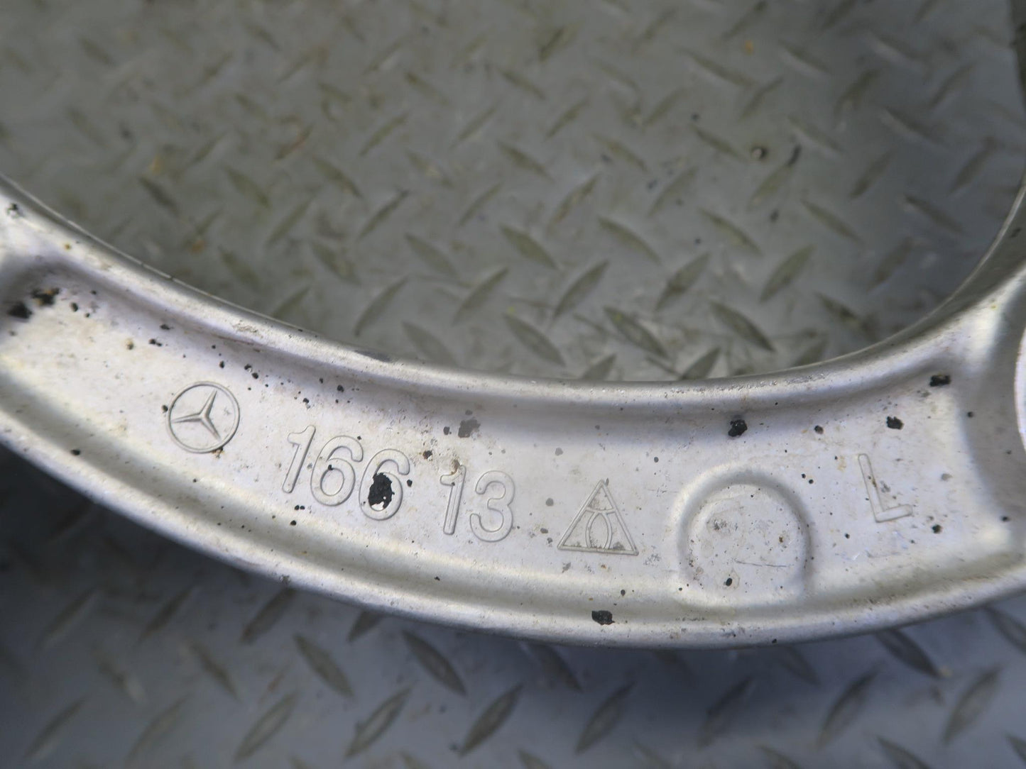 2013-2019 Mercedes X166 GLS450 Front Left Driver Side Upper Control Arm