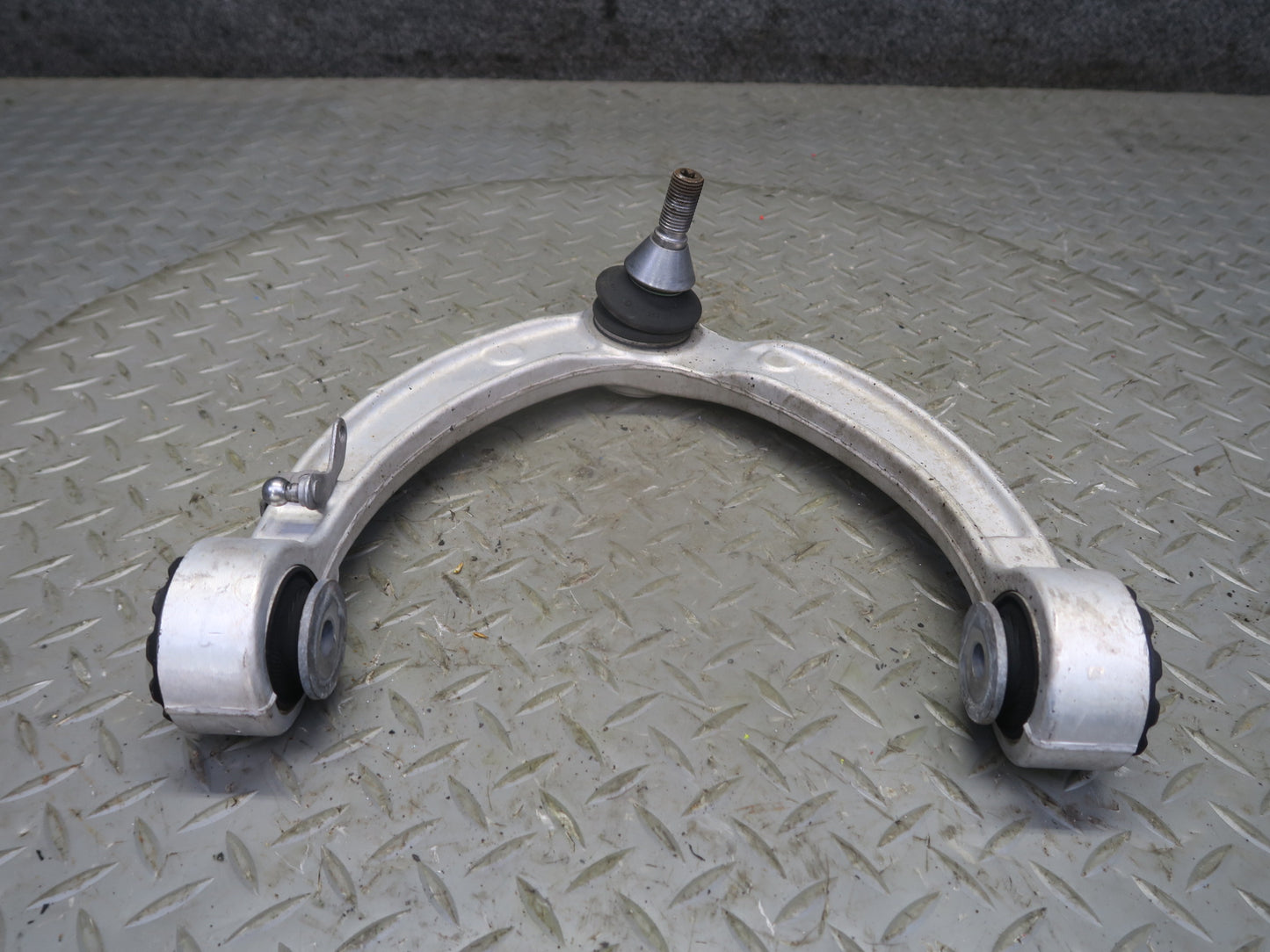 2013-2019 Mercedes X166 GLS450 Front Left Driver Side Upper Control Arm