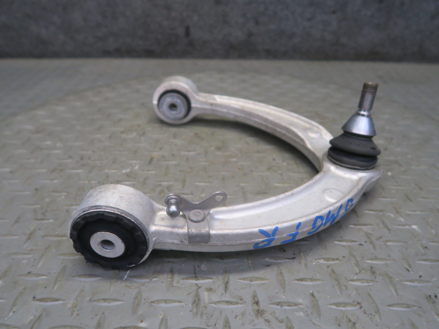 2013-2019 Mercedes X166 GLS450 Front Right Pass Side Upper Control Arm