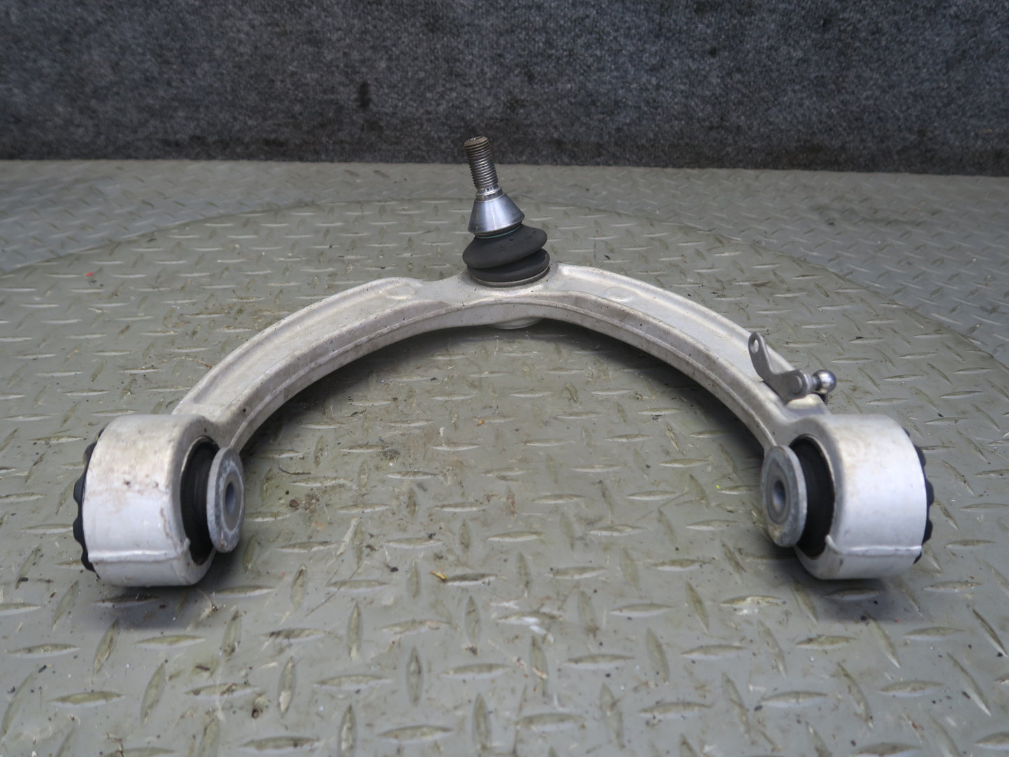 2013-2019 Mercedes X166 GLS450 Front Right Pass Side Upper Control Arm