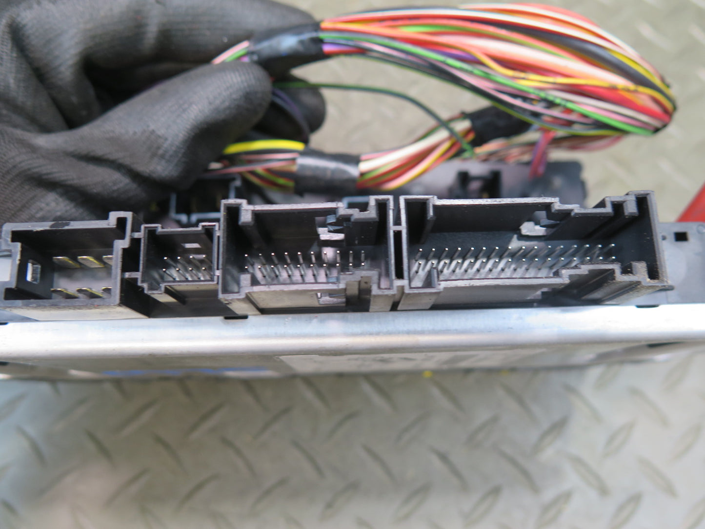 03-12 Mercedes R230 SL550 Front Left SAM Fuse Box Control Module 2305453832 OEM