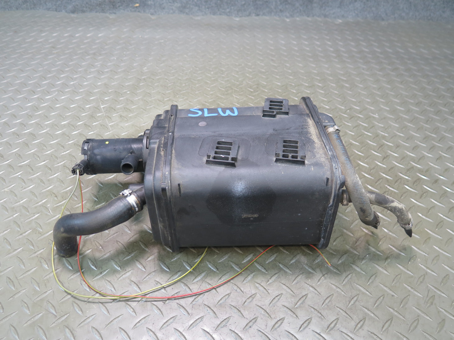 03-08 Mercedes R230 SL550 Fuel Evap Vapor Charcoal Canister 2304700359 OEM