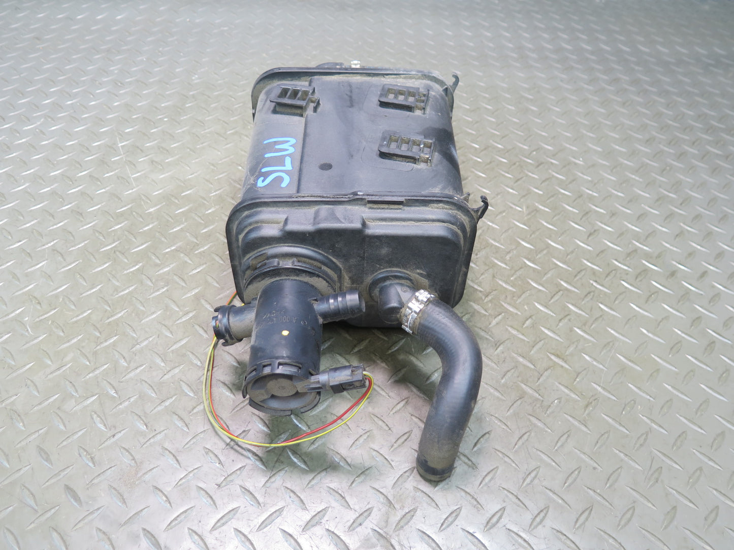 03-08 Mercedes R230 SL550 Fuel Evap Vapor Charcoal Canister 2304700359 OEM