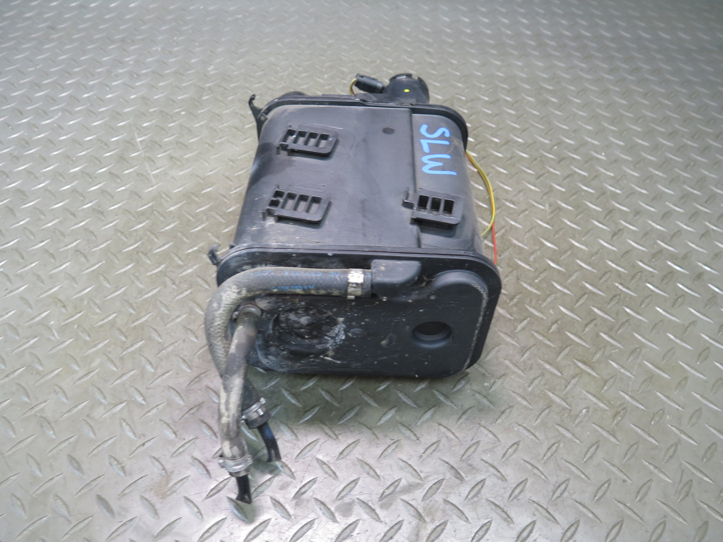03-08 Mercedes R230 SL550 Fuel Evap Vapor Charcoal Canister 2304700359 OEM