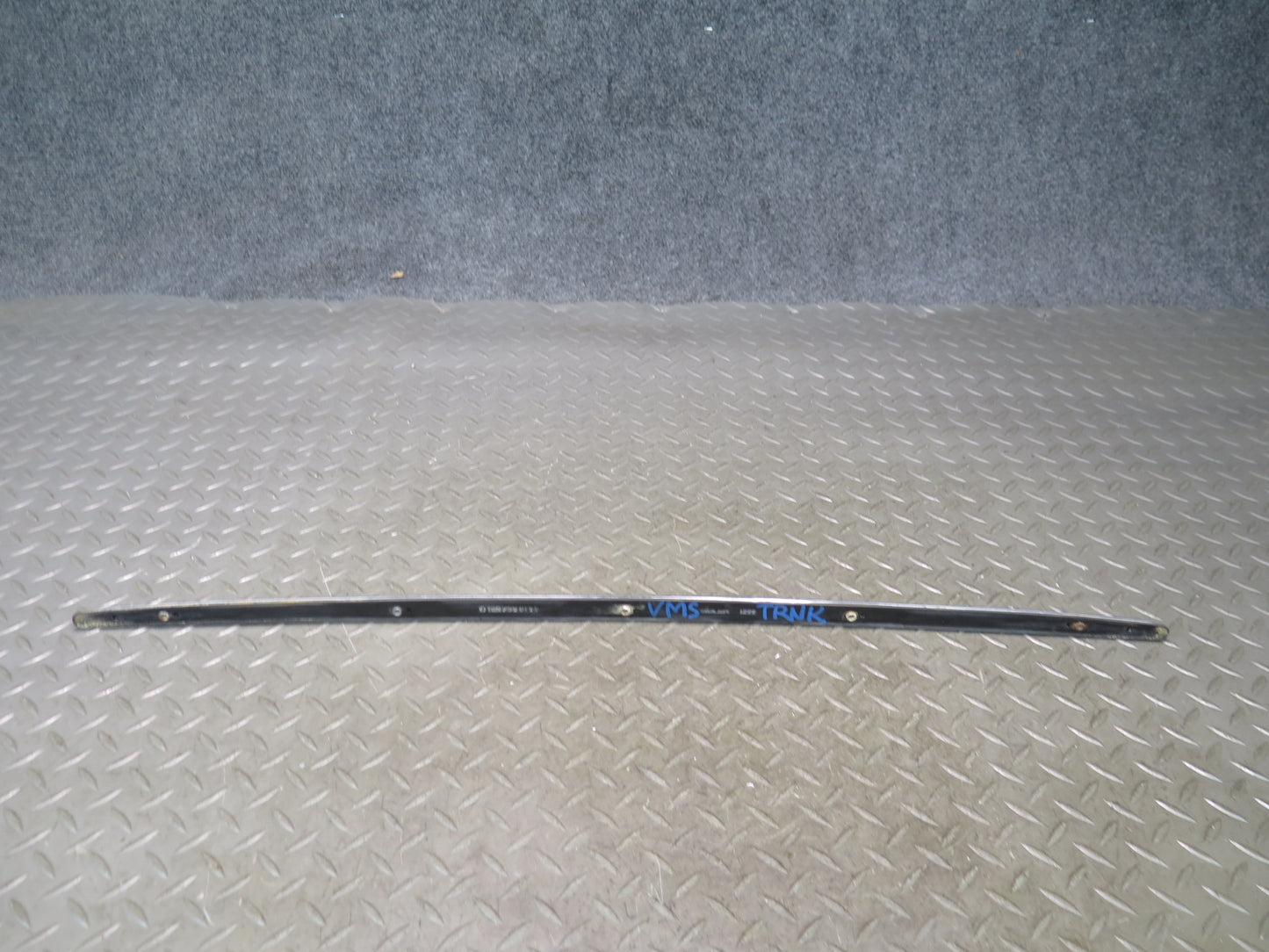 86-91 Mercedes W126 Rear Trunk Handle Chrome Trim Molding Cover 1267580196 OEM
