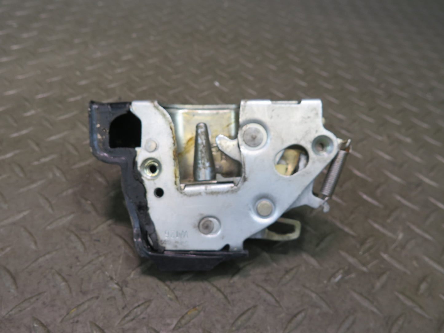 86-91 Mercedes W126 560SEL Rear Left Door Lock Latch 1237330108 OEM