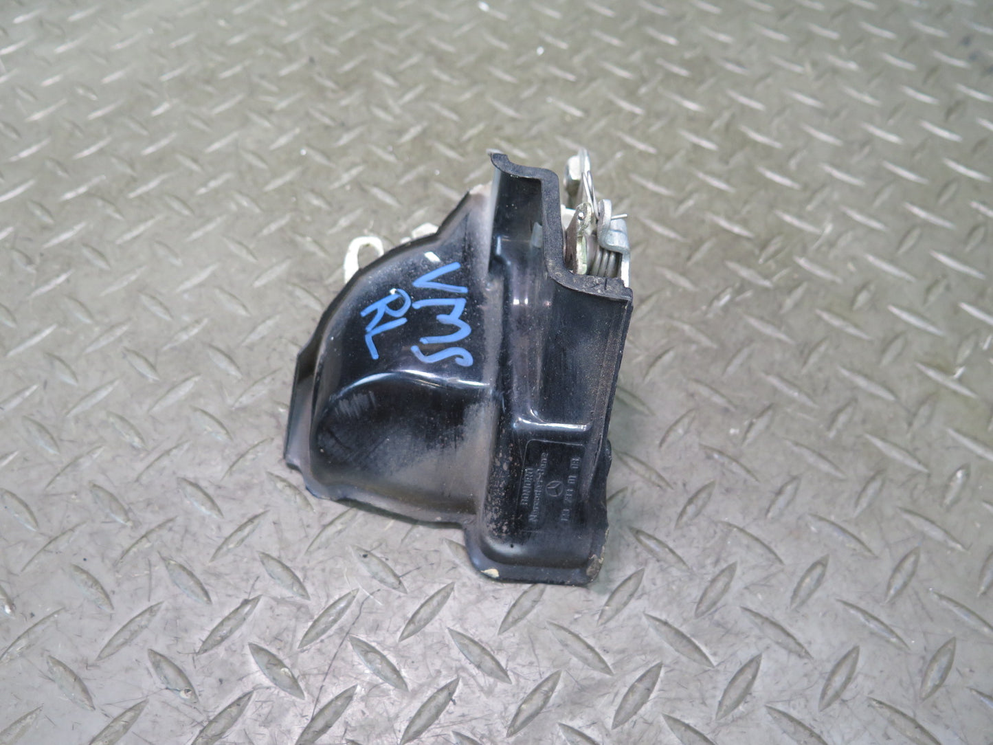 86-91 Mercedes W126 560SEL Rear Left Door Lock Latch 1237330108 OEM