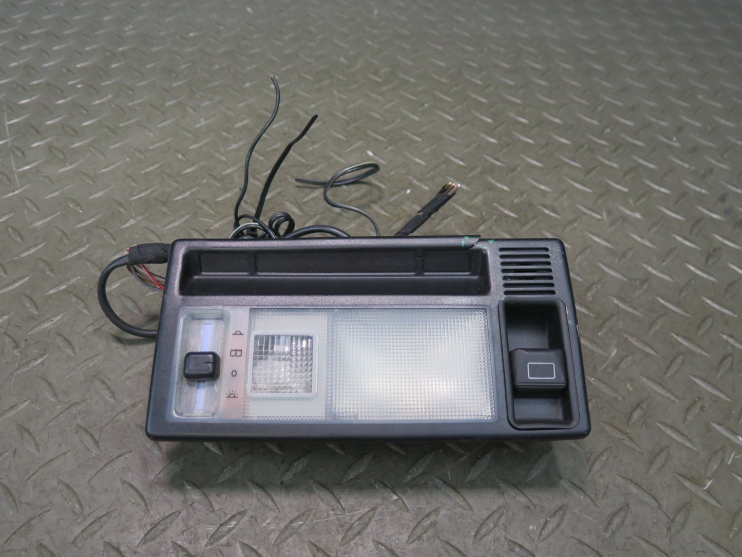 86-91 Mercedes W126 560SEL 420SEL Front Overhead Dome Interior Light Lamp OEM