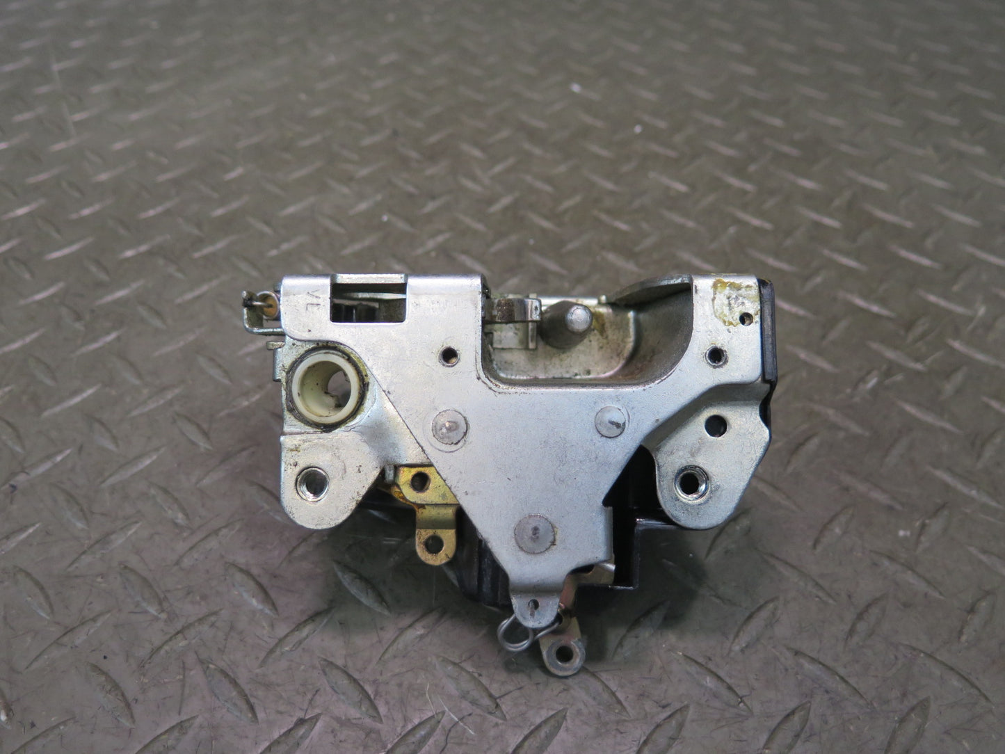 86-91 Mercedes W126 560SEL Front Left Door Lock Latch 1237230108 OEM